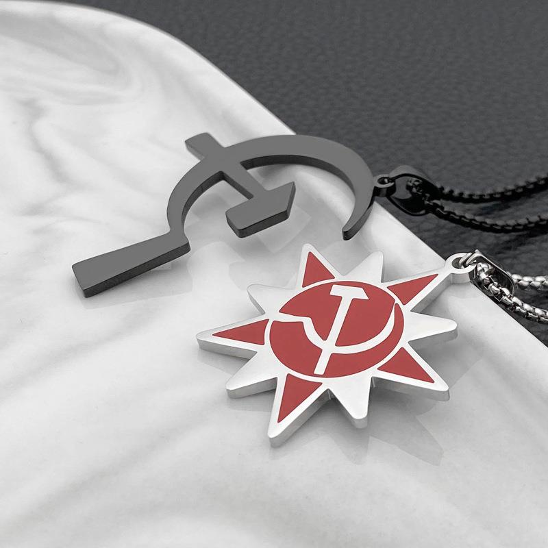 Vòng cổ Bằng Thép Titan Mặt Hình Búa Liềm Phong Cách hip-hop Cá Tính Cho Nam Và Nữ
