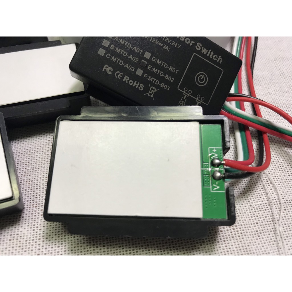 Công tắc cảm ứng đèn gương thông minh WS08CA, WS08D1 cho chiếc gương sang trọng, Smarthome