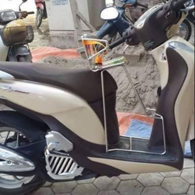 Ghế ngồi xe máy cho bé xe SH Mode - Janus - Latte dựa có đai an toàn