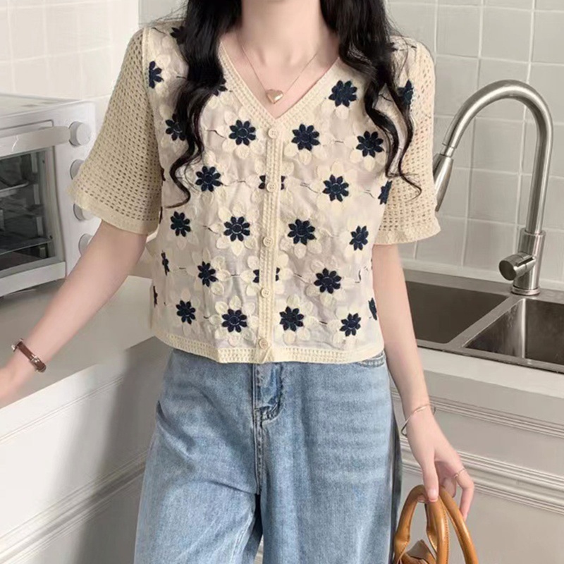 Áo Khoác Cardigan Dệt Kim Tay Ngắn In Hoa Cúc Dễ Thương Cho Nữ
