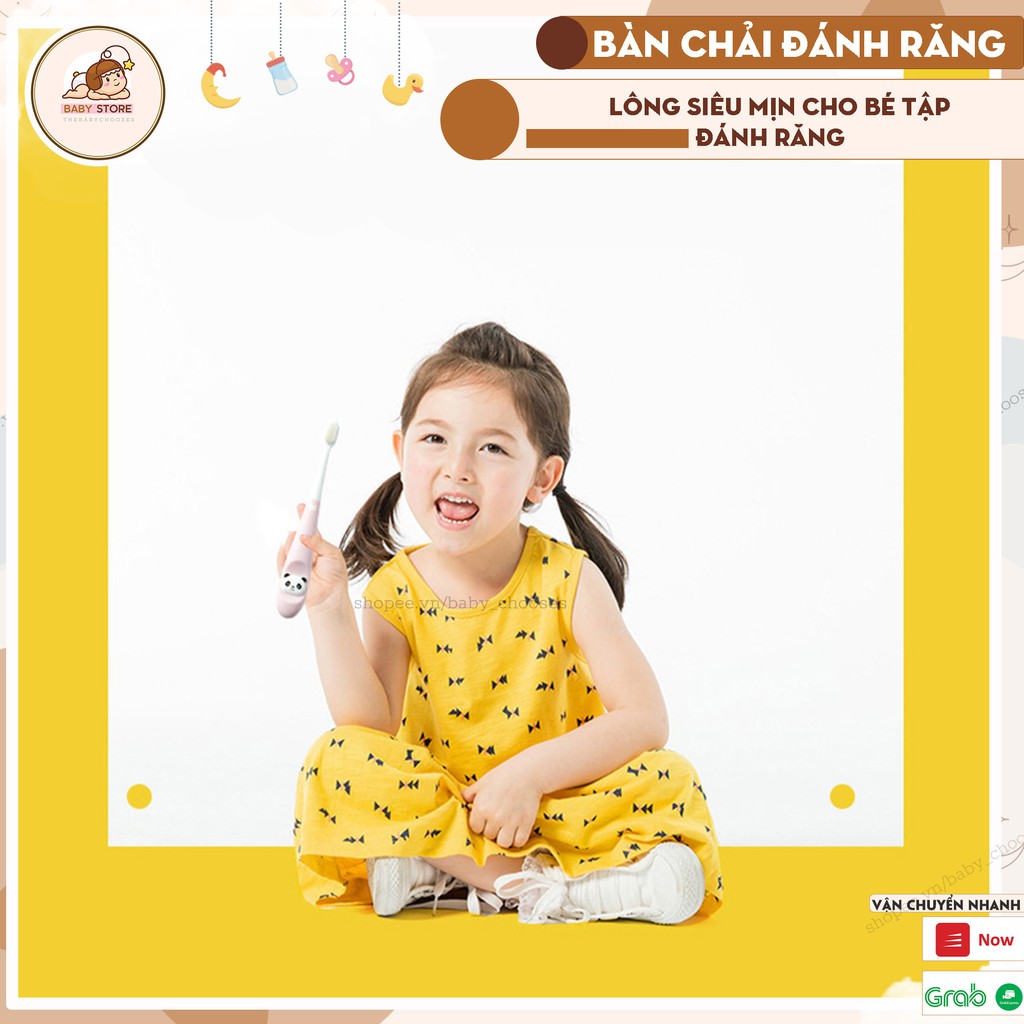 Bàn chải đánh răng cho bé được làm từ những sợi tơ siêu mềm không làm tổn thương nướu bé