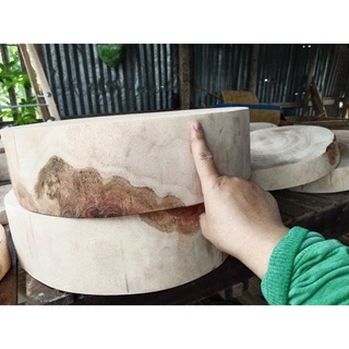 Thớt mù u chặt xương