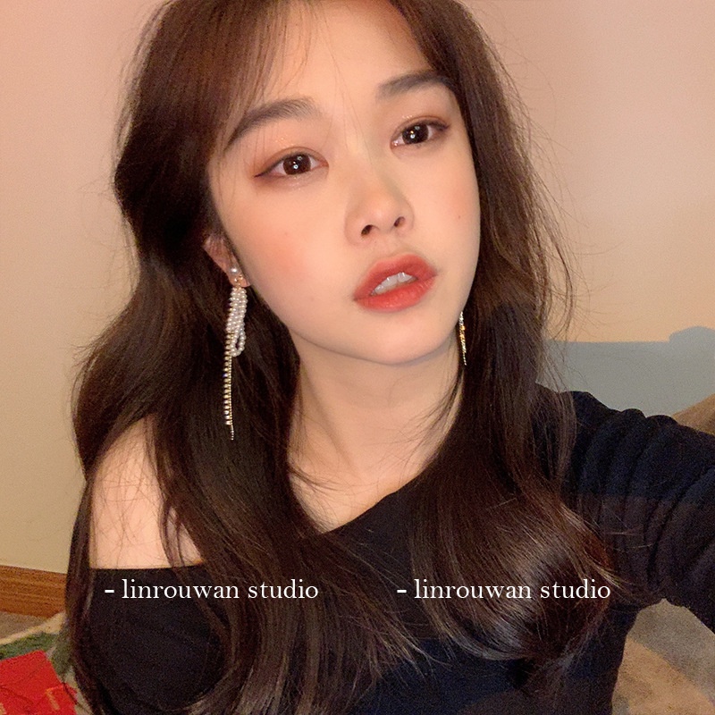 Khuyên tai tua rua đính ngọc trai sang trọng phong cách Retro