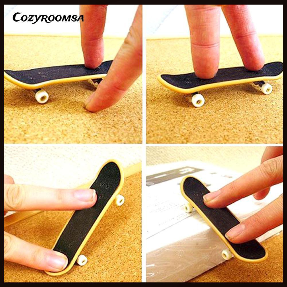 Ván trượt ngón tay mini bằng nhựa nhiều mẫu mã đa dạng