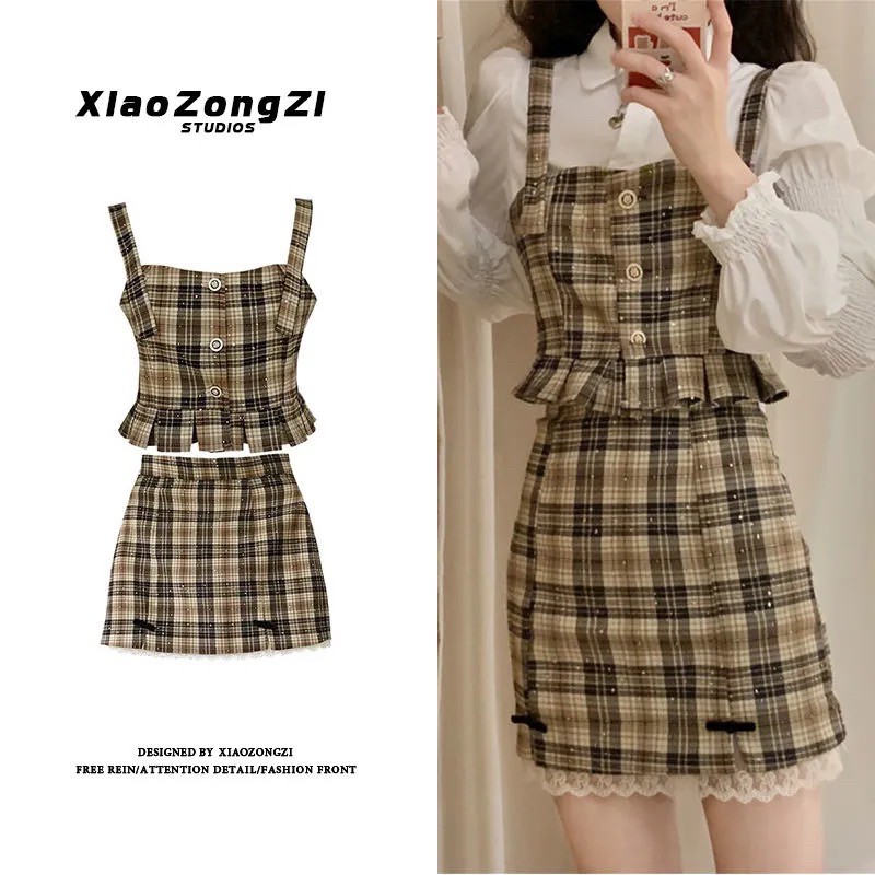 Set 3 món set caro nữ sinh dễ thương áo sơmi, yếm và chân váy