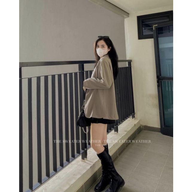 Áo khoác blazer xẻ dày dặn form rộng Hàn Quốc | BigBuy360 - bigbuy360.vn