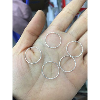 Nhẫn trơn phay mảnh cực xinh bạc ta