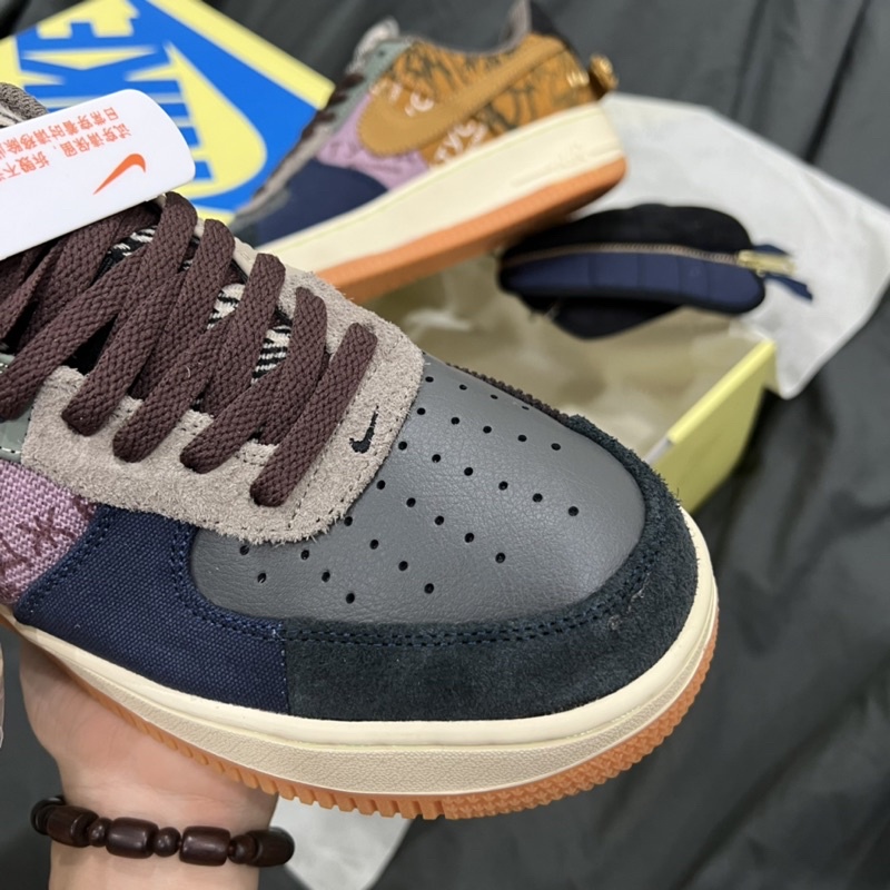 GIÀY AIR AF1 TRAVIS SCOT LAI AU