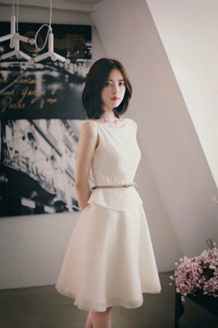 Đầm xoè ren kiếng thời trang