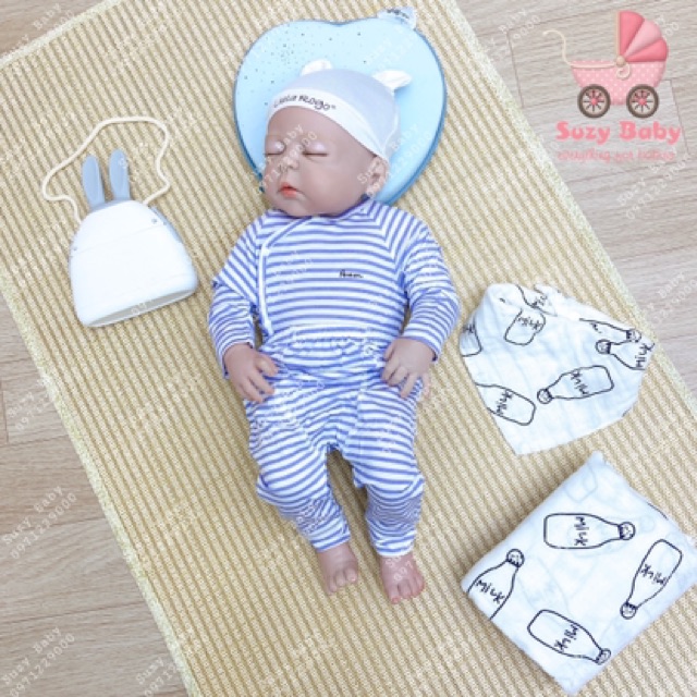 BỘ SƠ SINH AVALER chất petit thoáng mát - Suzy Baby