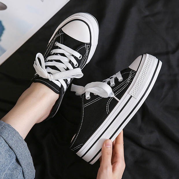 Giày sục nữ tăng chiều cao độn đế, chất liệu vải thể thao thoáng khí, đế cao su non đi rất êm chân - Mã sản phẩm: GN123