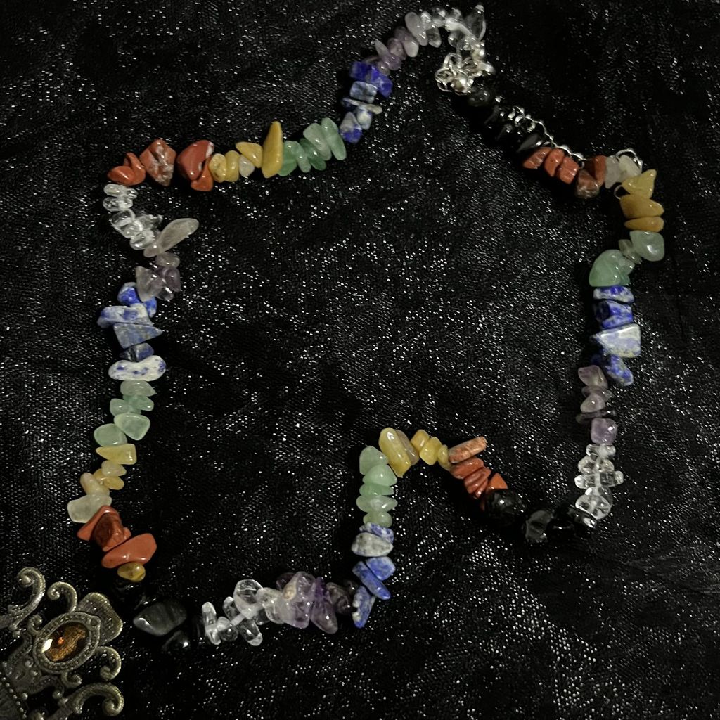 Vòng cổ xâu hạt đá nhiều màu sắc cho nữ