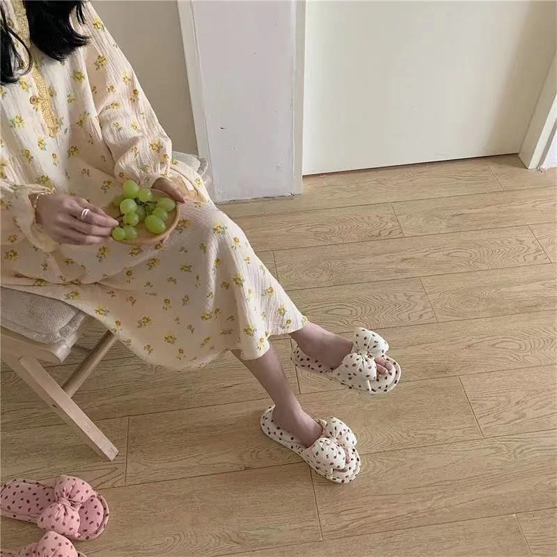 Dép nơ đi trong nhà dễ thương