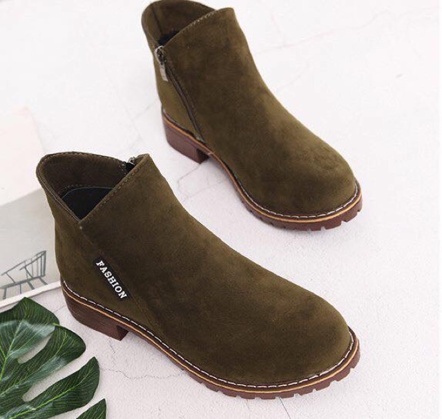 Combo 2 đôi Bốt da lộn PHUDUNG BIEN 0,9..24/11 | BigBuy360 - bigbuy360.vn