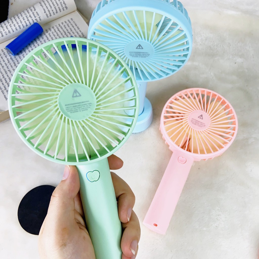 [Mã ELORDER5 giảm 10k đơn 20k] Quạt Mini Tích Điện Cầm Tay Có Đế Để Bàn Siêu Hot-đủ bộ pin, cáp sạc | BigBuy360 - bigbuy360.vn
