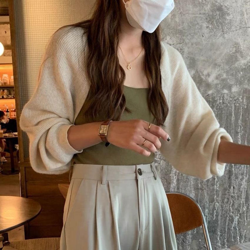 Áo khoác len nữ croptop tay cánh dơi dày dặn, áo cardigan phong cách ulzzang Fmstyle Saigon 21KLU10EP1601 | BigBuy360 - bigbuy360.vn