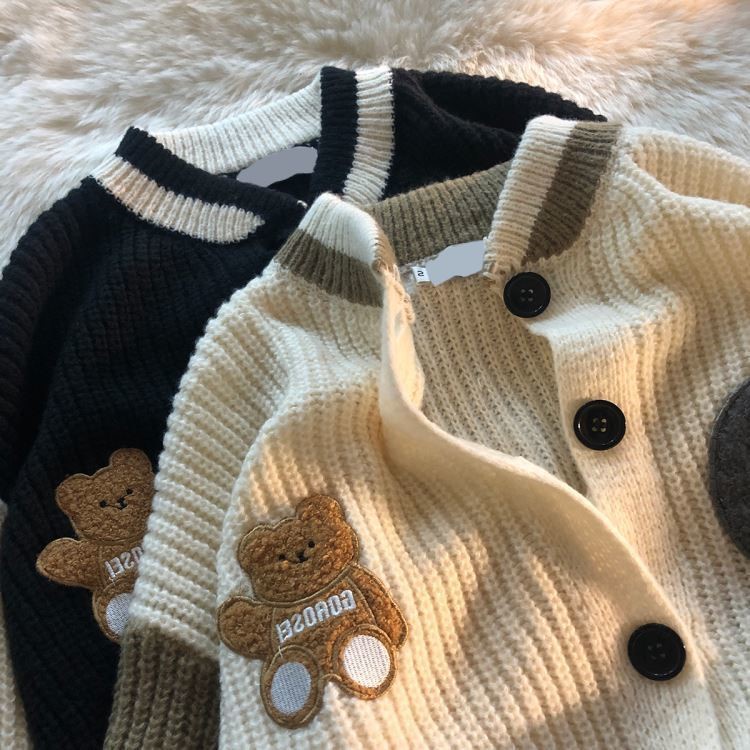 Áo khoác len thêu họa tiết phong cách Hàn Quốc cho nam