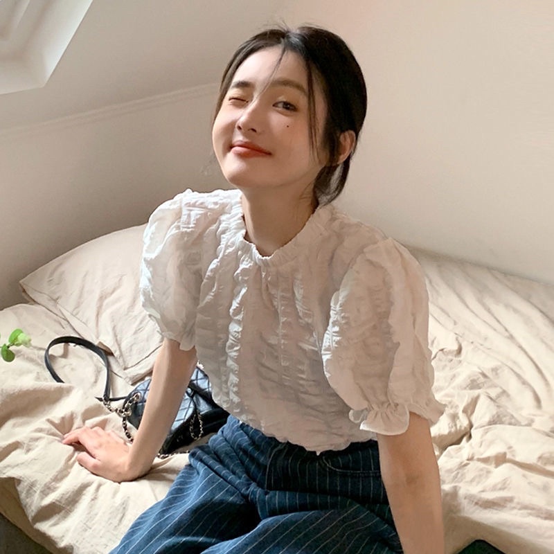 Áo Croptop Tay Phồng Chất Xốp Hai Màu Đen Trắng