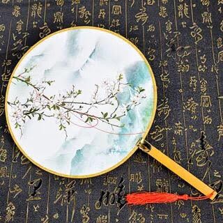 Quạt tròn cổ trang cán tròn (Có sẵn)