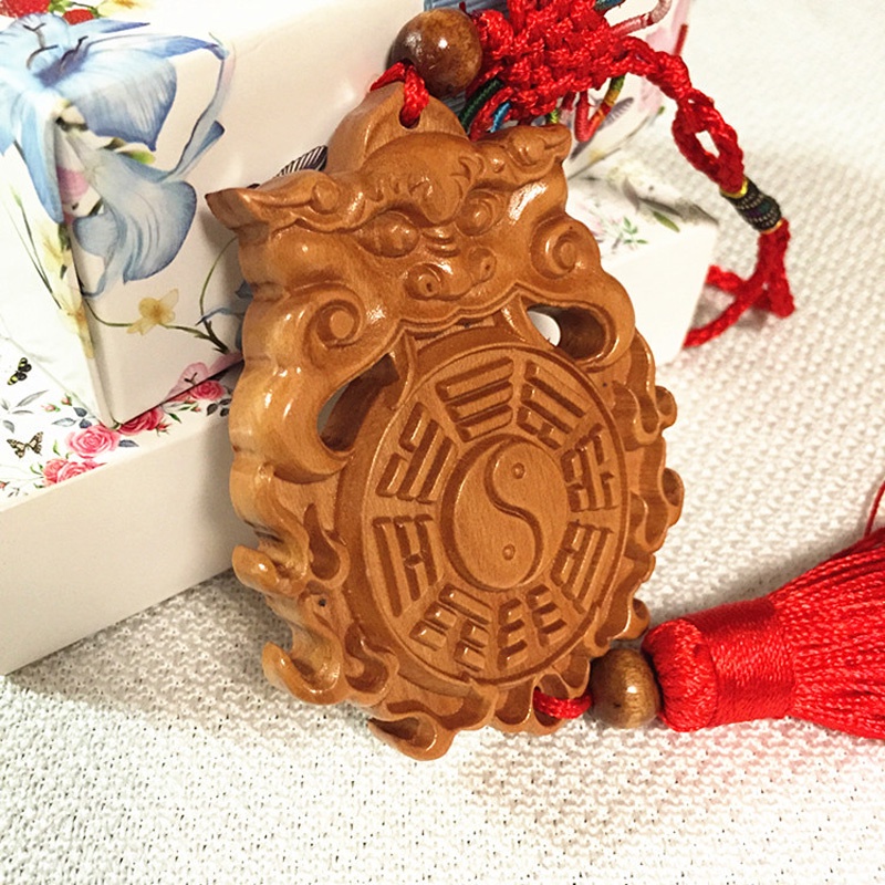 Dây treo xe hơi ô tô Bát quái phong thủy linh thú hỏa diệm gỗ đào đuổi tà hóa sát phù hộ bình an