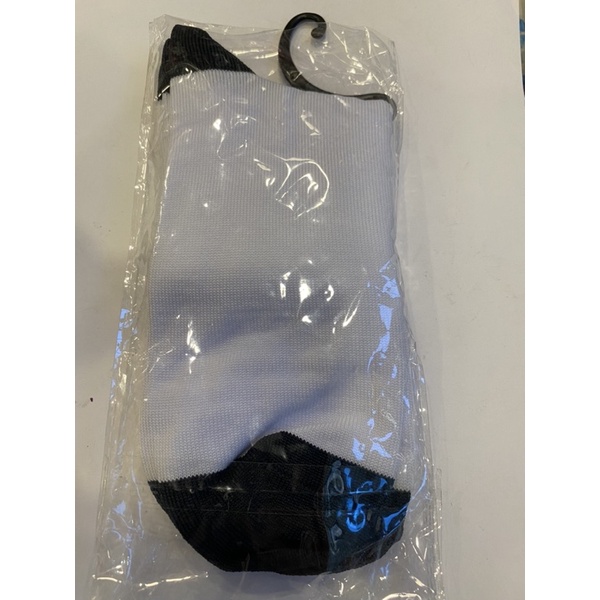 Vớ tất cao cổ.