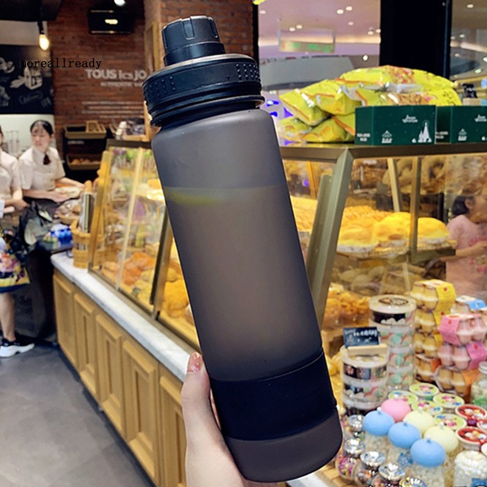 Bình Đựng Nước Thể Thao Mang Đi Được 700 / 900ml