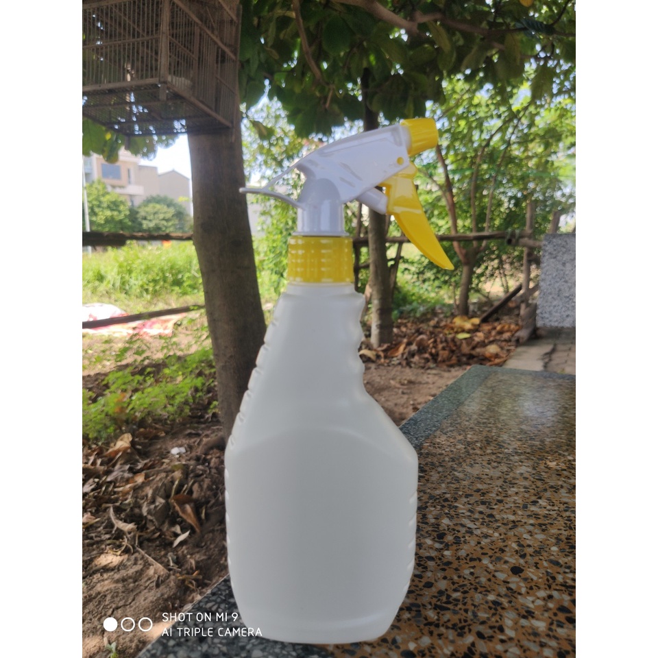Chai xịt kính 500ml vòi xịt chữ A đựng nước xịt kính,nước xịt phòng- Vỏ chai nhựa màu trắng đục