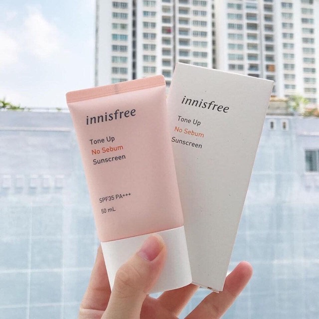 KEM CHỐNG NẮNG DA DẦU INNISFREE TONE UP NO SEBUM