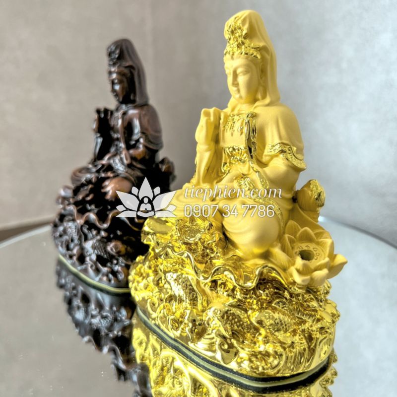 Tượng Phật Bà Quán Thế Âm Bồ Tát Trang Trí Xe Hơi Phù Hộ Độ Trì Cho Gia Chủ