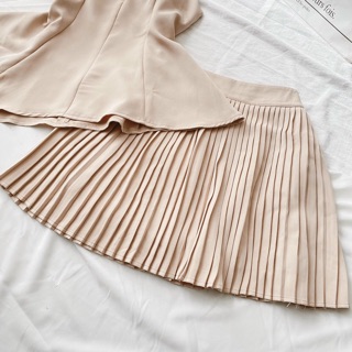 SET ÁO LỆCH TÀ CHÂN VÁY XẾP LY