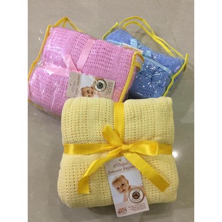 Combo chăn lưới vs balo bỉn sữa