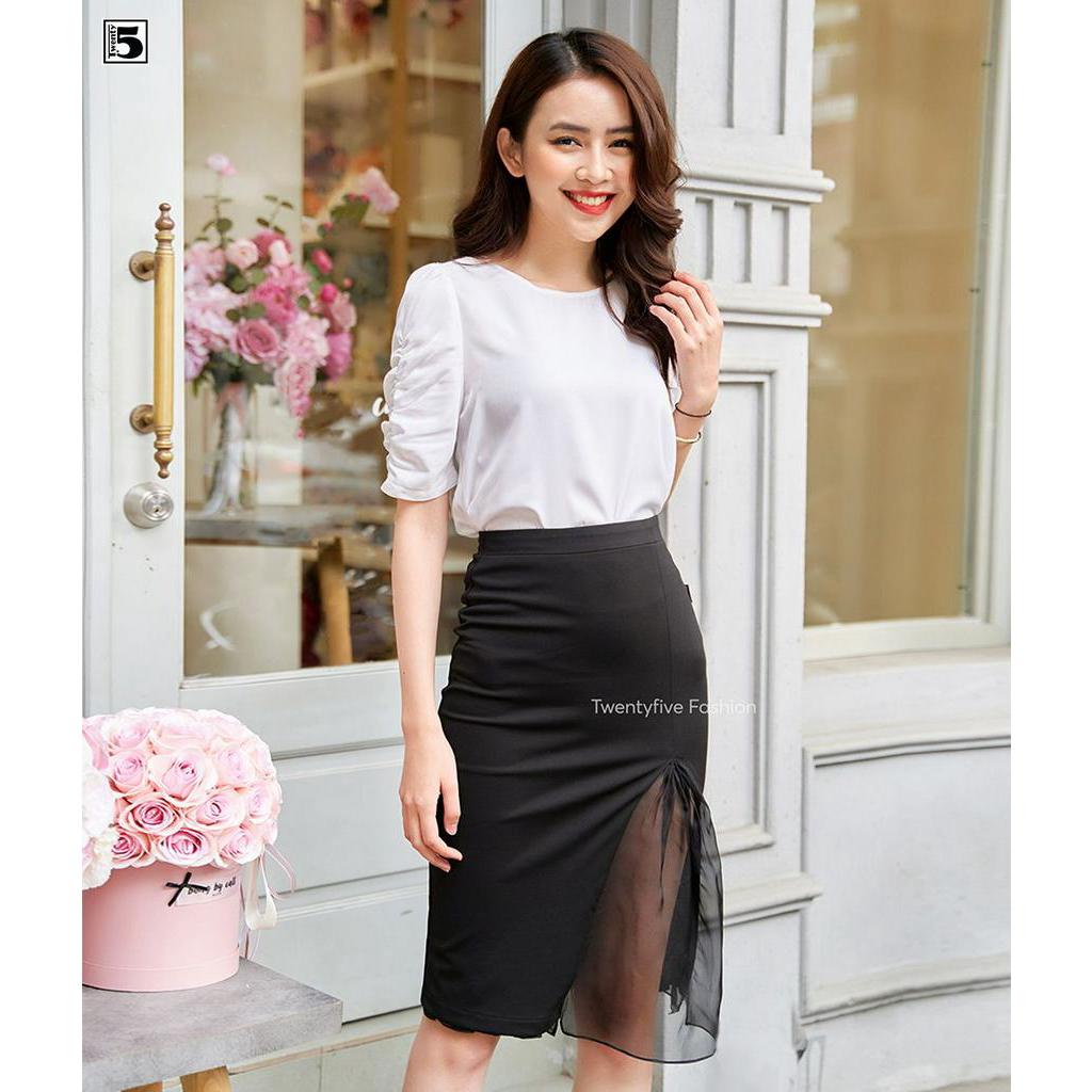 Chân váy nữ công sở xẻ vạt lệch phối voan Twentyfive T350