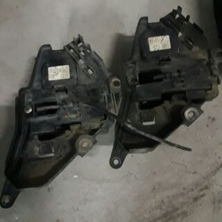 Hộp đựng bình wave apha hay fu1,rin rã xe,nguyên rịn,có trầy.