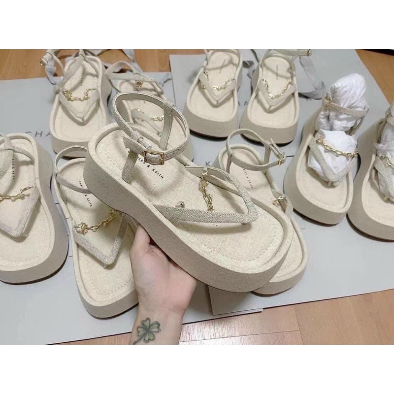 Sandal đế cói bánh mỳ dây xích