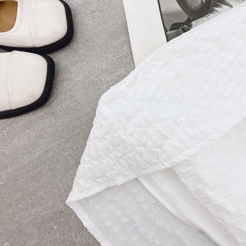 ĐẦM TRẮNG PHỐI CỔ ĐEN NƠ