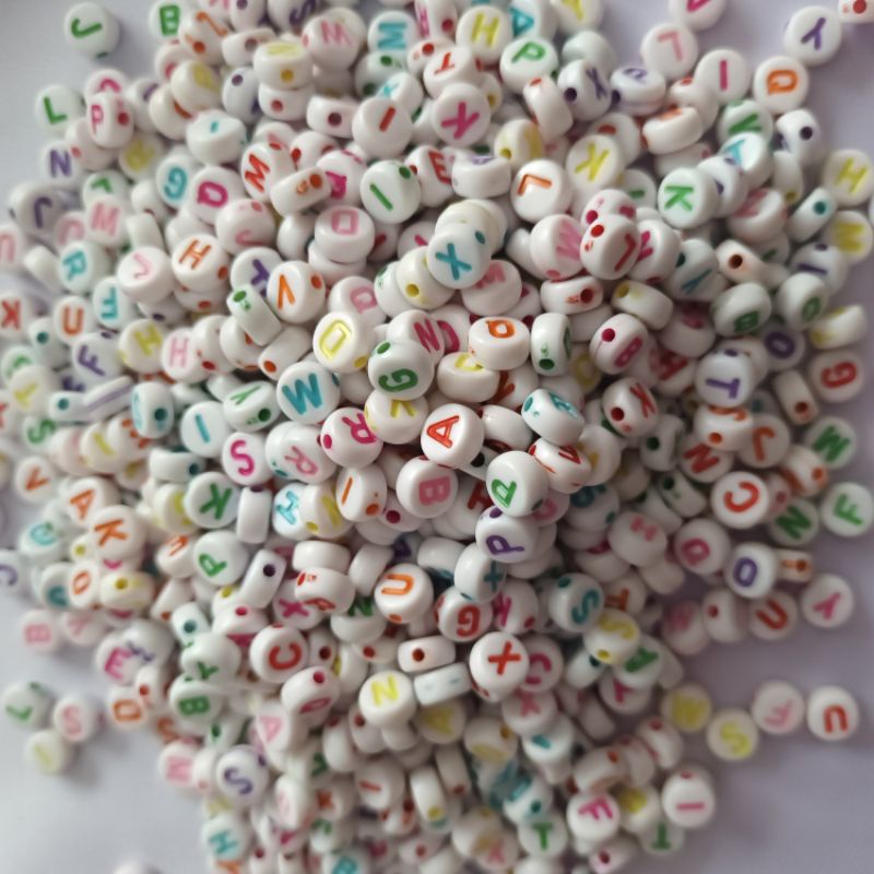 Bịch 10gram hạt nhựa nhiều màu nhiều mẫu mã lựa chọn làm thủ công handmade