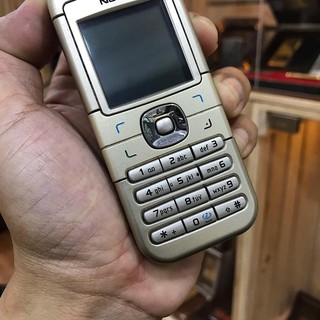 ĐIỆN THOẠI NOKIA 6030 ZIN