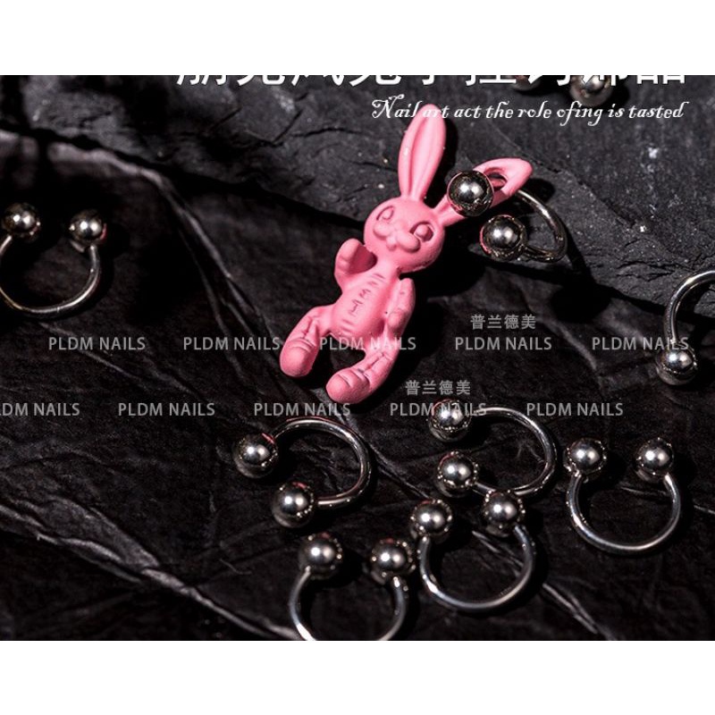 Khuyên tai thỏ trang trí móng tay nhiều loại