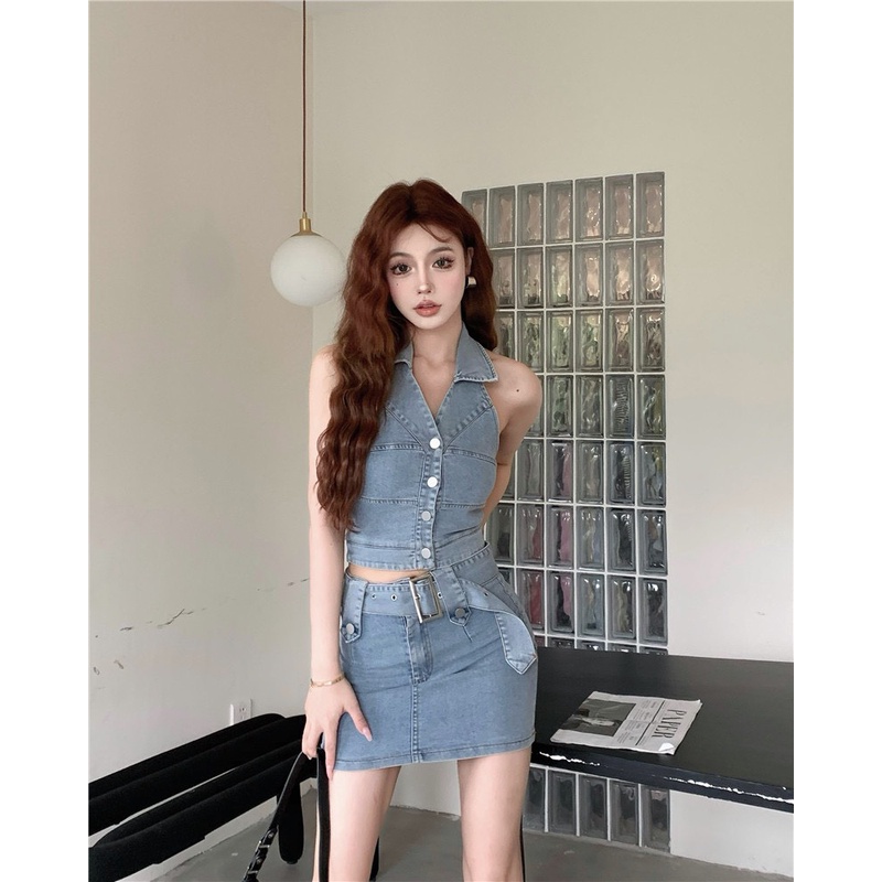 Set Denim Áo Cổ Yếm + Chân Váy