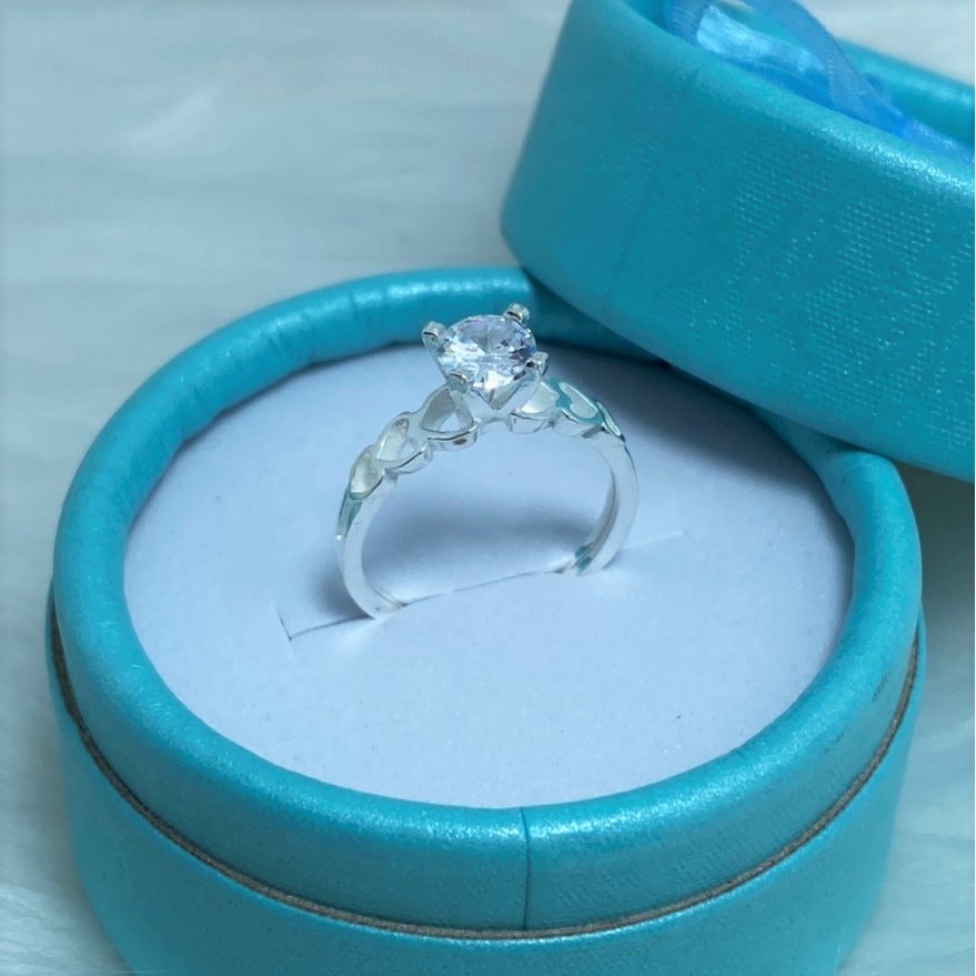 Nhẫn bạc nữ họa tiết trái tim đính đá nhân tạo, chất liệu bạc ta cao cấp - Trang sức bạc Evasilver