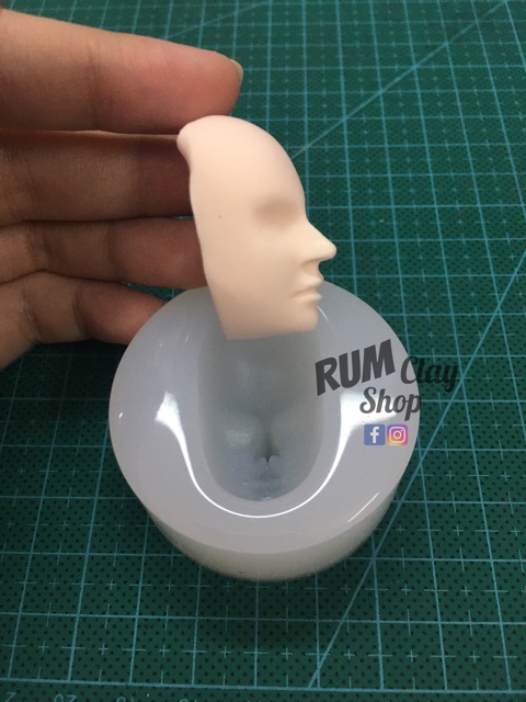 [R05] Khuôn Silicone Mặt Nam to