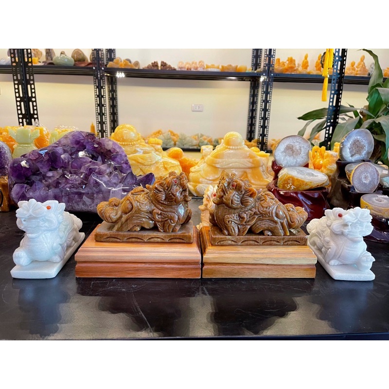 Cặp Tỳ Hưu Đá Vân Gỗ Phong Thuỷ