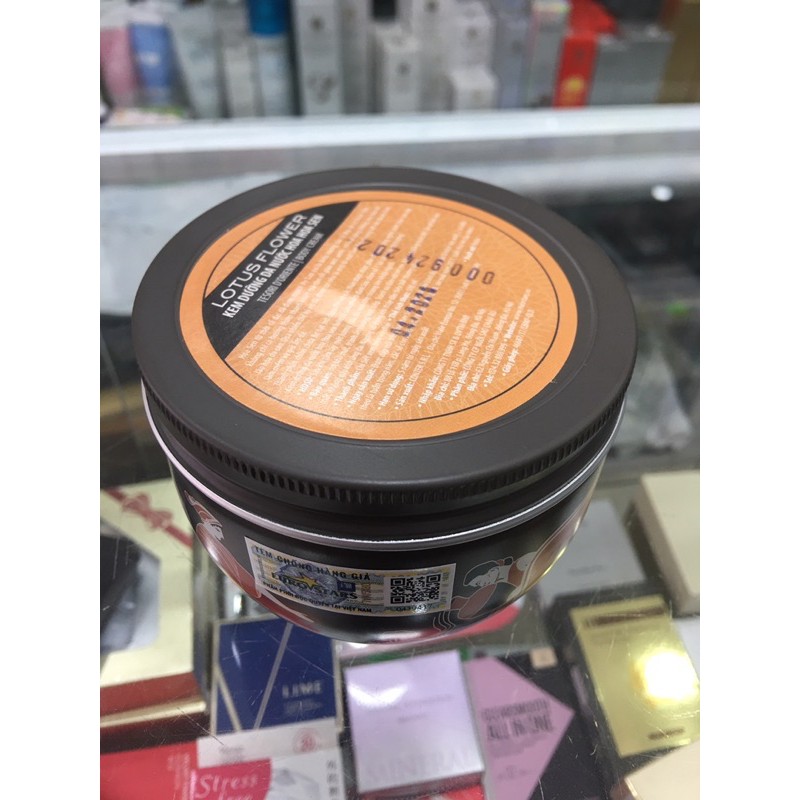 Kem dưỡng da Tesori D’Oriente Lotus Flower 300ml | BigBuy360 - bigbuy360.vn