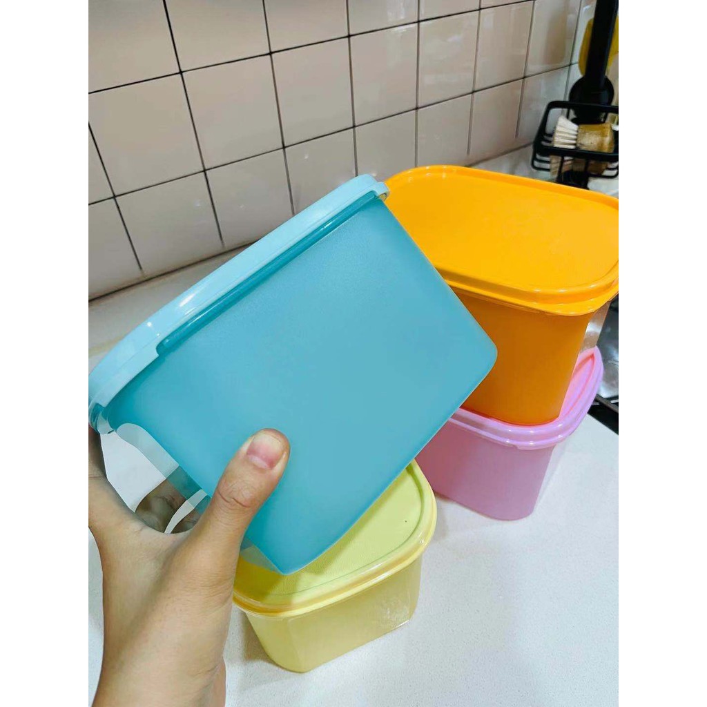 SET HỘP TRỮ MÁT TUPPERWARE 1.9L-SET HỘP  TUPPERWARE 1.9L HÀNG CHÍNH HÃNG NỘI ĐỊA TRUNG