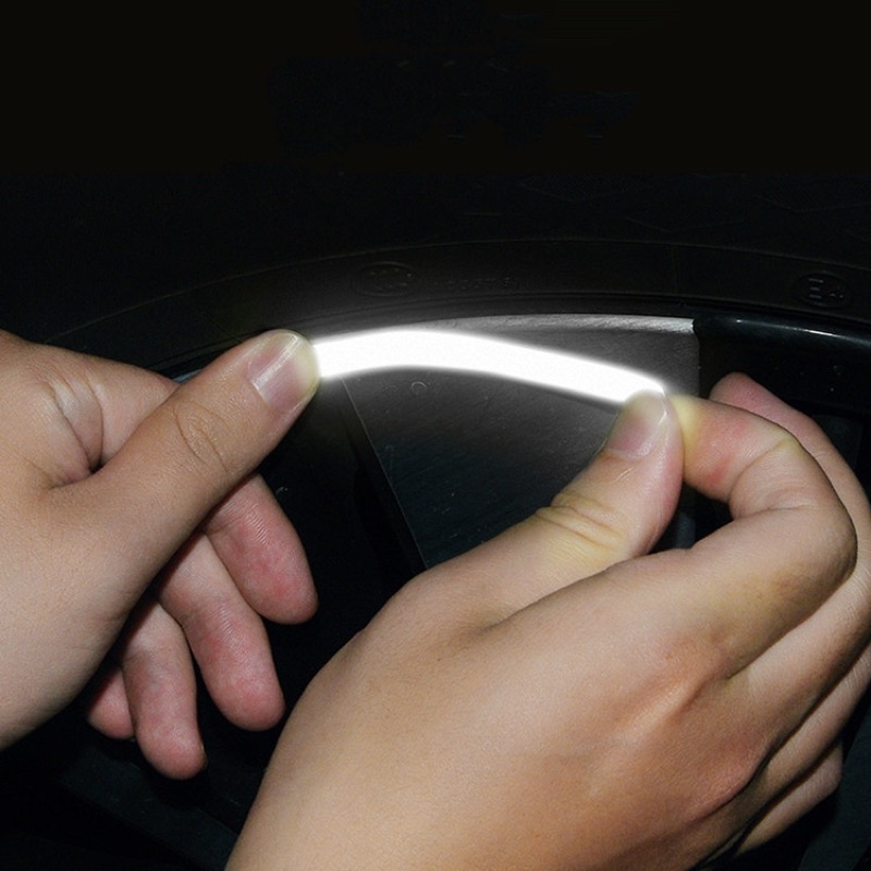 20 Miếng dán phản quảng ngắn 9cm trang trí ô tô, xe máy
