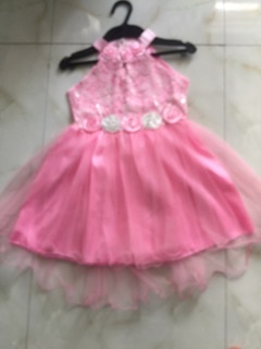Sale Đầm cổ yếm đuôi nhẹ