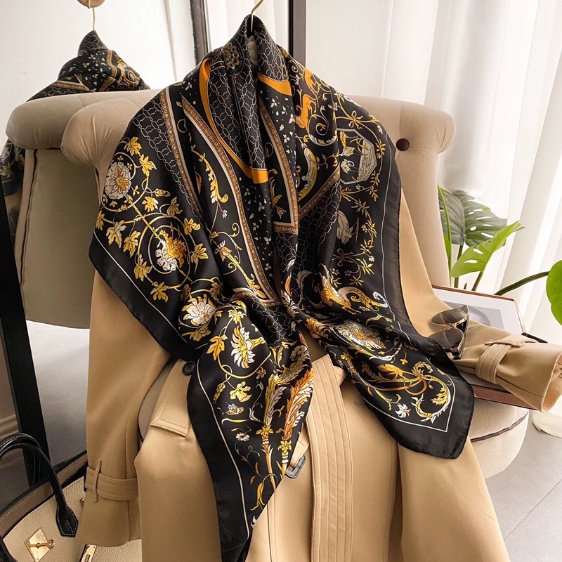 Khăn lụa màu đen cao cấp size 110x110cm