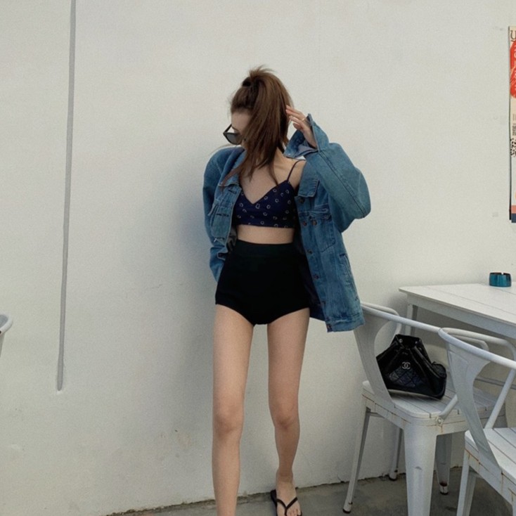 Quần Short Đen Ôm Hông Thoải Mái Phong Cách Retro