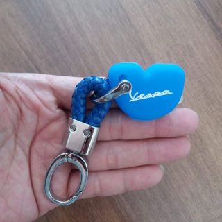 Combo bọc chìa vespa và dây móc ( Phần chữ ở giữa bọc chìa màu sẽ chọn ngẫu nhiên )