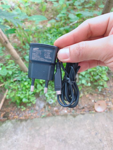 Củ Sạc Samsung 5V-0.7A loại liền dây ZIN Chính Hãng S1, S2, J1, J2...